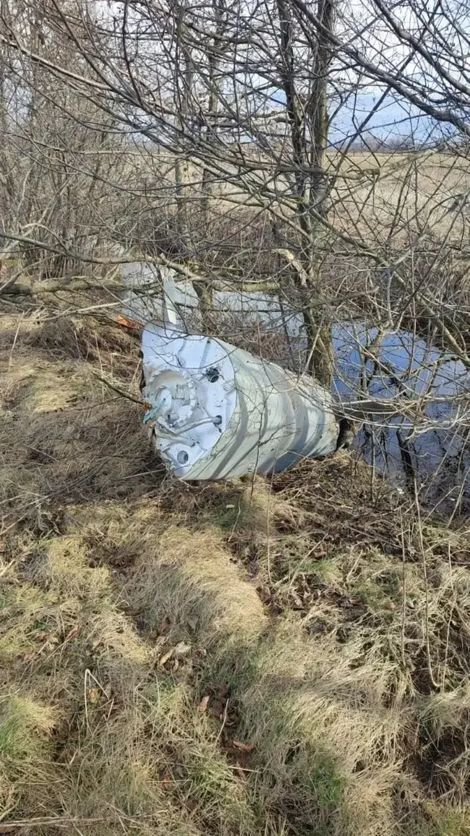 fragments-of-an-unexploded-rocket-found-400-meters-from-houses-in-lviv-region