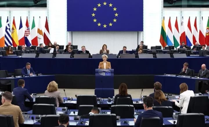 ukraina-rasschitivaet-chto-yes-odobrit-13-i-paket-sanktsii-protiv-rf-v-fevrale