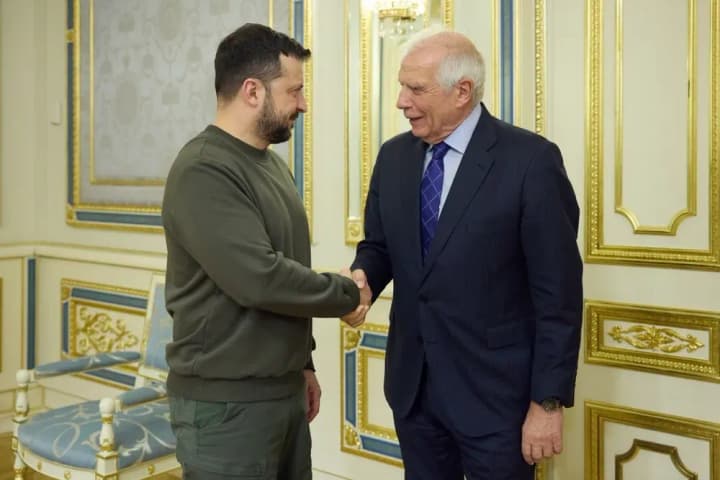 hovoryly-pro-pidtrymku-ukrainy-ta-milion-snariadiv-dlia-zsu-zelenskyi-zustrivsia-z-borrelem