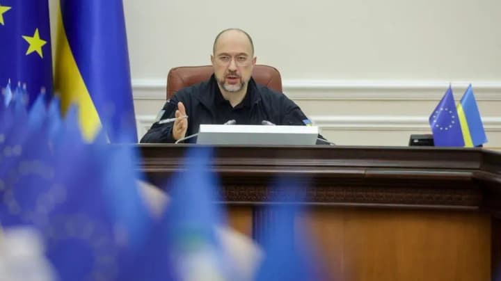 v-ukraini-zatverdyly-plan-zakhodiv-z-vykonannia-rekomendatsii-yevrokomisii-na-shliakhu-do-yes