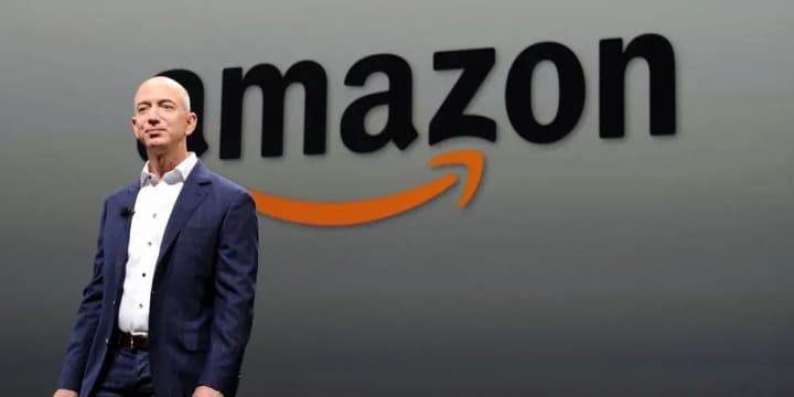 bezos-prodad-12-milioniv-aktsii-amazon-na-sumu-blyzko-2-miliardiv-dolariv