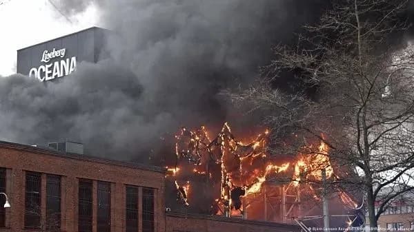 large-scale-fire-breaks-out-in-swedens-largest-amusement-park