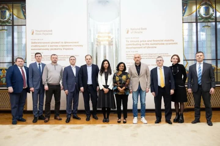 missiya-mvf-nachnet-peregovori-po-tretemu-peresmotru-programmi-dlya-ukraini-17-fevralya-v-varshave-nbu