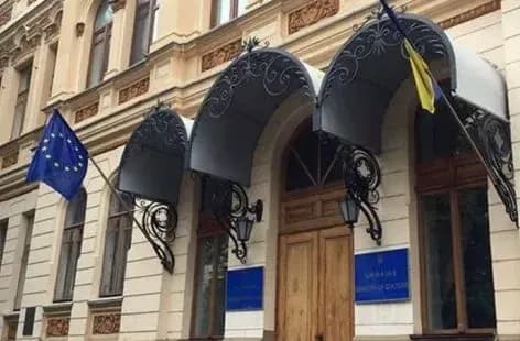 zaderzhanie-na-vzyatke-chinovnika-minkulta-v-vedomstve-otreagirovali