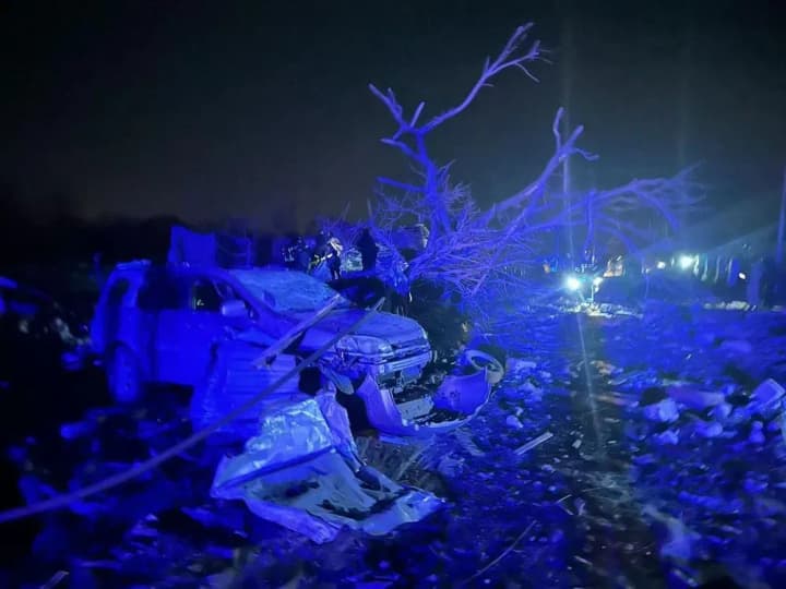 tryvaie-riatuvalna-operatsiia-v-kramatorsku-pid-zavalamy-budynkiv-mozhut-perebuvaty-3-osoby