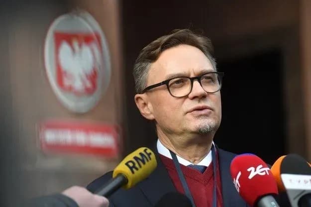 v-mid-polshi-predpolagayut-chto-protestnoe-dvizhenie-fermerov-pitayutsya-zakhvatit-agenti-rf