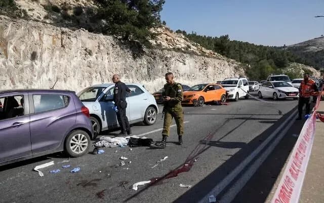 terrorist-attack-near-jerusalem-attackers-open-fire-on-israelis-one-killed-and-one-wounded