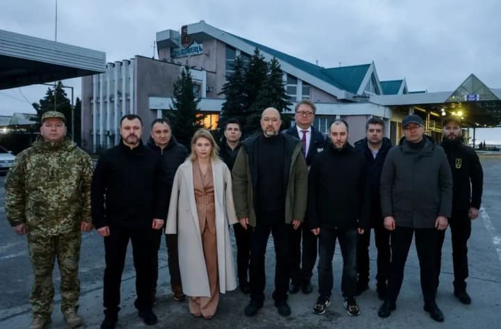 shmyhal-and-his-team-of-ministers-arrived-at-the-border-with-poland-meeting-with-polish-officials-did-not-take-place