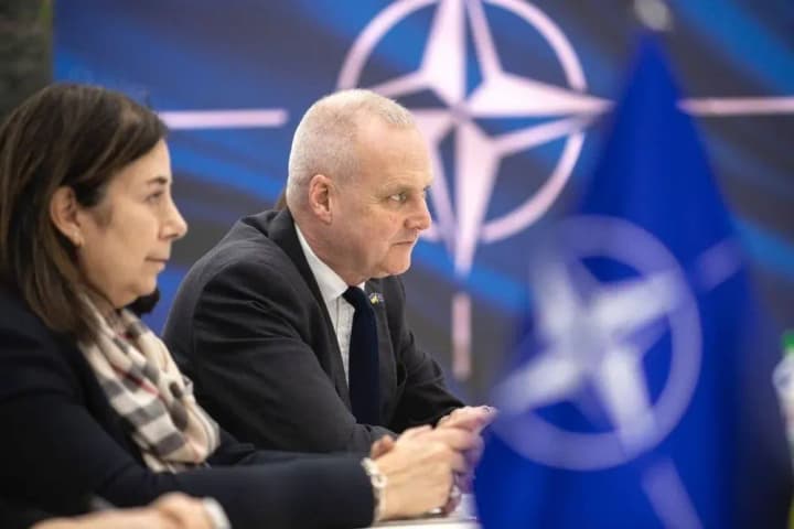 nato-will-strengthen-its-representation-in-ukraine-and-continue-to-provide-active-support-stoltenbergs-aide