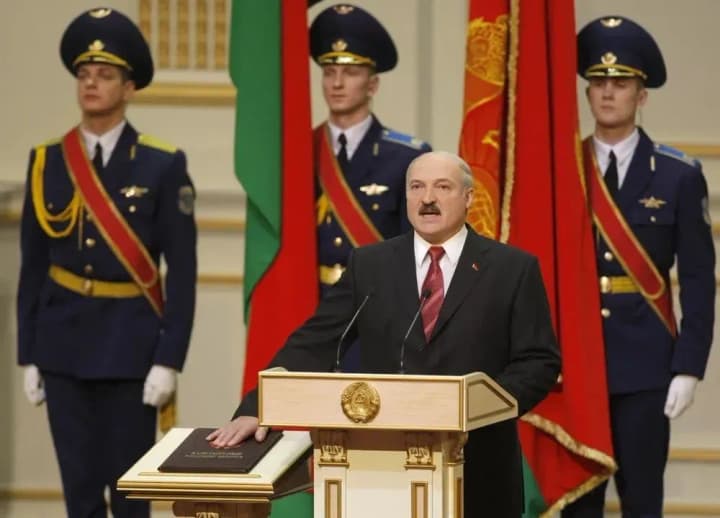 lukashenko-oholosyv-shcho-balotuvatymetsia-znovu-u-2025-rotsi