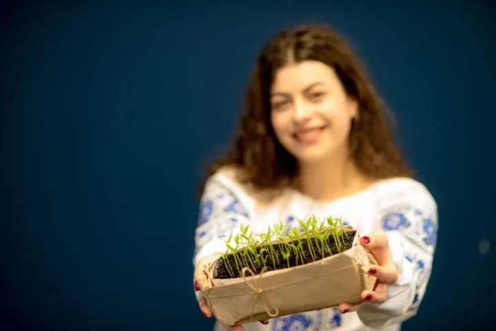 162-tys-pakunkiv-nasinnia-dlia-rodyn-startuvala-shchorichna-blahodiina-aktsiia-posii-nasinnia