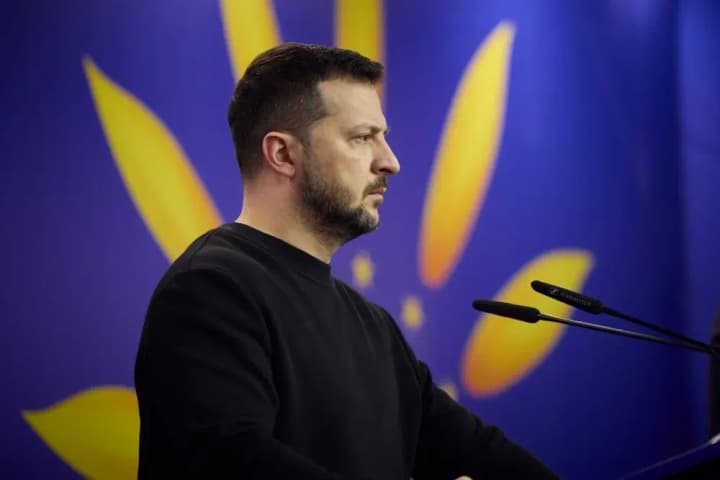 zelenskyi-vidreahuvav-na-zaiavu-makrona-shcho-ne-mozhna-vykliuchaty-vidpravku-zakhidnykh-viisk-v-ukrainu