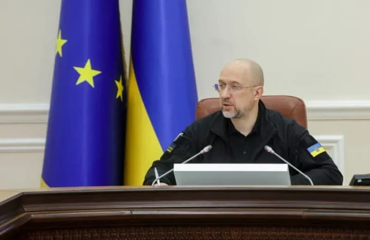 ukraina-vede-perehovory-pro-konfiskatsiiu-300-mlrd-dolariv-rosiiskykh-aktyviv-shmyhal