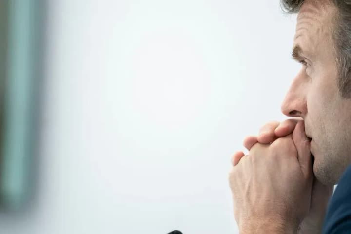 macron-signals-ukraines-allies-not-to-be-cowards