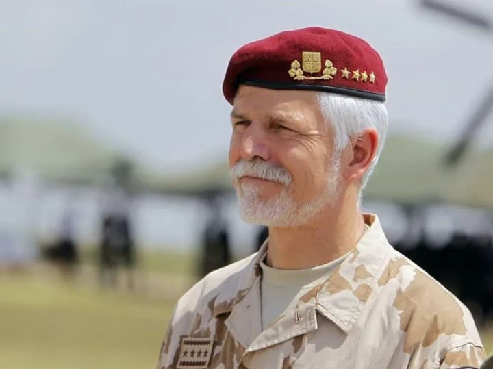 czech-president-on-the-military-presence-in-ukraine-lets-not-limit-ourselves-where-we-dont-need-to