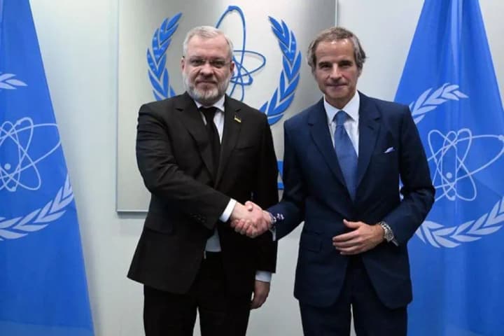 galushchenko-discusses-safety-and-control-issues-of-zaporizhzhya-npp-with-iaea-head