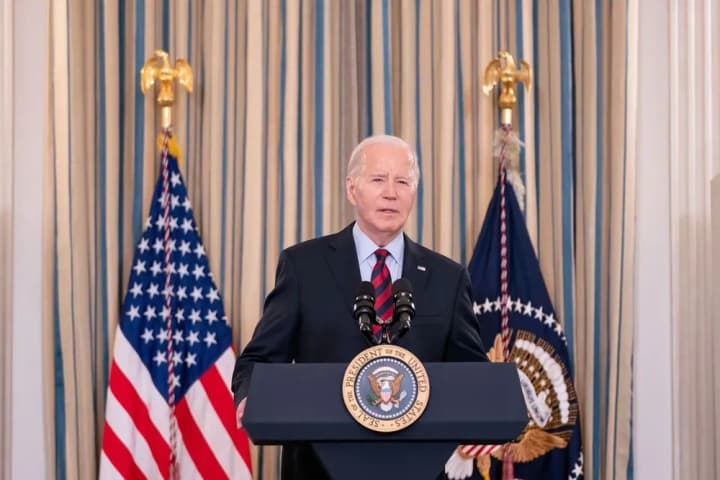 biden-says-trumps-second-term-would-mean-a-return-to-chaos-division-and-darkness