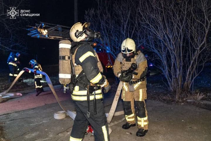 u-sumakh-vsiu-nich-likvidovuvaly-naslidky-vorozhoi-ataky-shakhedamy-u-dsns-pokazaly-foto