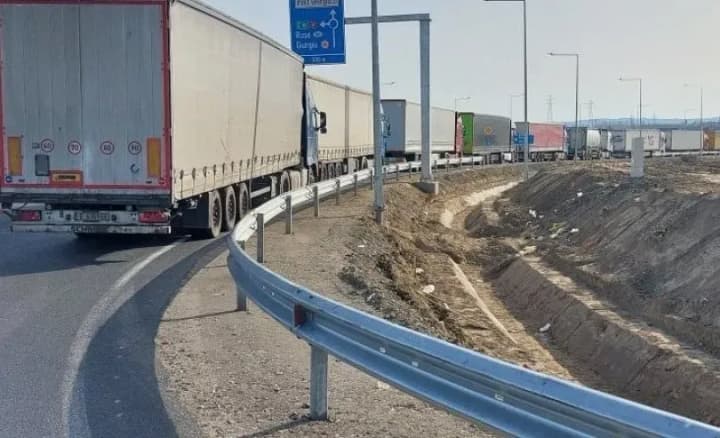 the-movement-is-free-but-recently-there-has-been-an-increase-in-queues-demchenko-on-the-situation-on-the-border-with-slovakia-hungary-and-romania