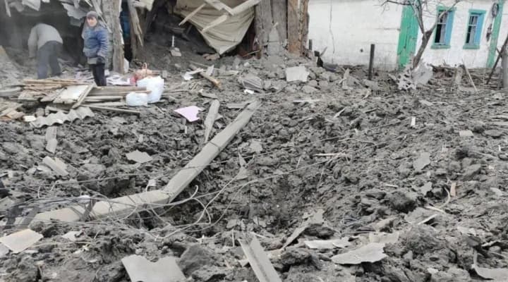 na-donechchyni-poranennia-otrymaly-9-liudei-cherez-vorozhi-obstrily