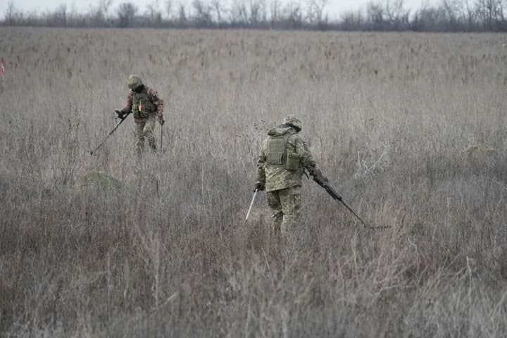 more-than-2700-explosive-devices-defused-in-ukraine-over-a-week