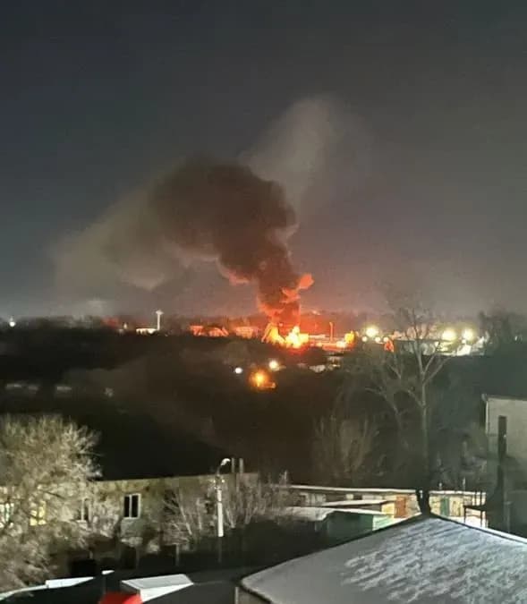 posle-ataki-bpla-na-neftebazu-v-orle-rf-proizoshla-utechka-nefteproduktov-rossmi