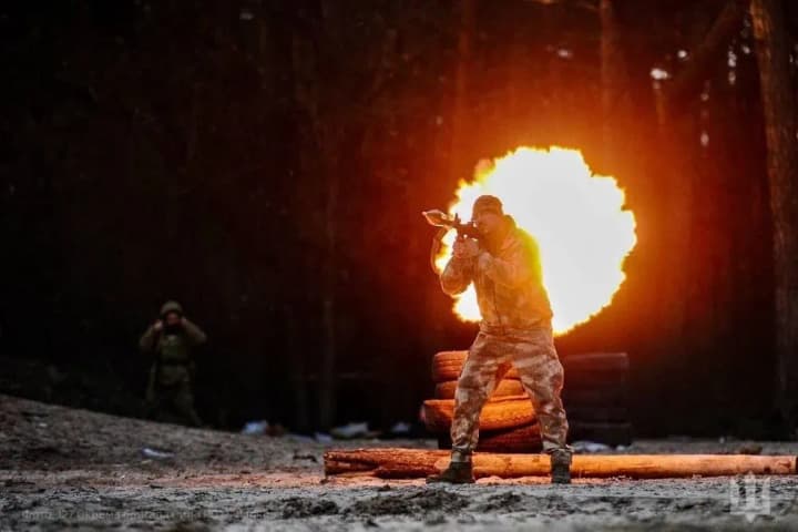 na-tavriiskomu-napriamku-sytuatsiia-napruzhena-ale-kontrolovana-za-dobu-vidbulos-56-boiovykh-zitknen-tarnavskyi