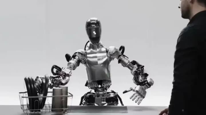 openia-and-figure-present-a-humanoid-robot-that-can-communicate-with-people