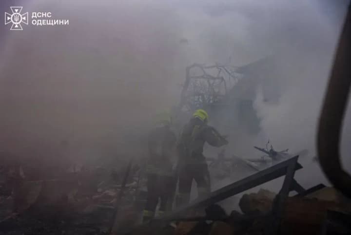 kilkist-zhertv-u-rezultati-vorozhoho-raketnoho-udaru-po-odesi-zrosla-do-19-kostin