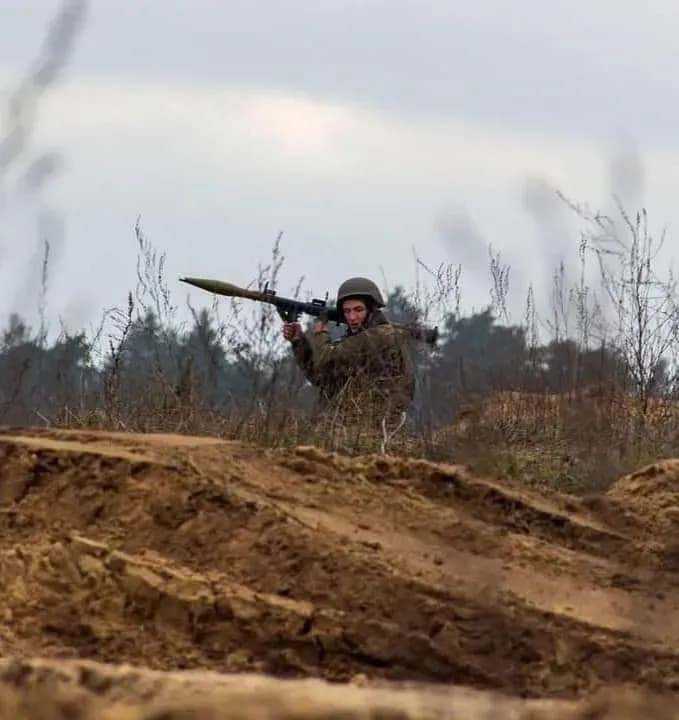 genshtab-o-situatsii-na-fronte-za-sutki-zafiksirovali-68-boevikh-stolknovenii