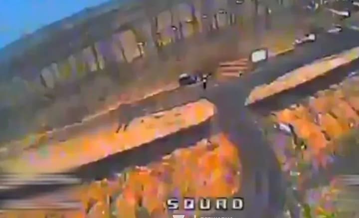 ukrainian-border-guards-destroy-invaders-equipment-an-suv-and-a-uaz-of-russian-invaders-turned-into-scrap-metal