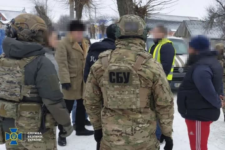 sbu-zatrymala-8-orhanizatoriv-skhem-ukhylennia-vid-viiskovoi-sluzhby