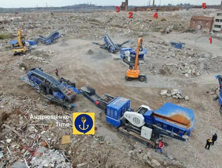 in-mariupol-russian-occupants-have-formed-real-mountains-from-the-rubble-of-destroyed-buildings