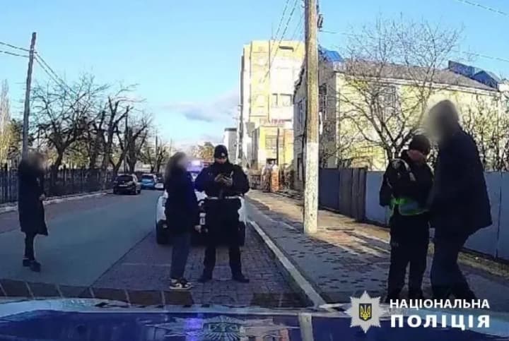 v-irpene-muzhchina-s-nozhom-ugrozhal-svoemu-rodstvenniku-vmeshalas-politsiya