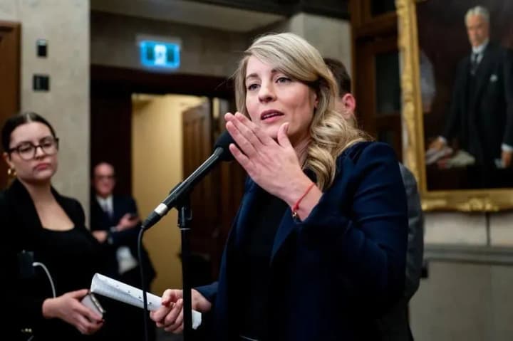 kanada-prypynyt-eksport-zbroi-do-izrailiu