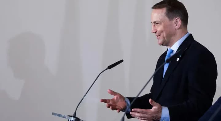 polshcha-nadast-lohistychnu-pidtrymku-cheskomu-planu-postachannia-boieprypasiv-v-ukrainu-sikorskyi