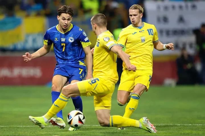 ukraina-obigrala-bosniyu-i-gertsegovinu-i-vishla-v-final-plei-off-otbora-na-yevro-2024-po-futbolu