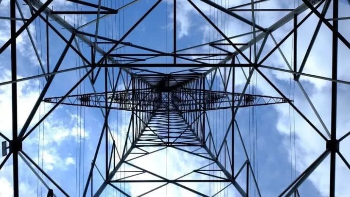 power-engineers-restore-electricity-supply-to-household-consumers-in-poltava-region