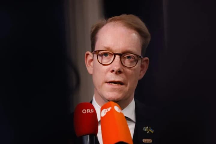 holova-mzs-shvetsii-yes-povynen-hotuvatysia-do-tryvaloho-konfliktu-z-rosiieiu