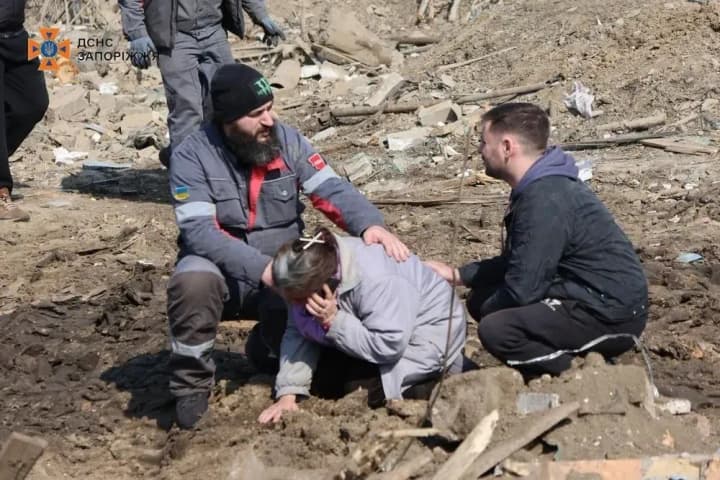 strike-on-zaporizhzhia-on-march-22-rescuers-continue-search-and-rescue-operations