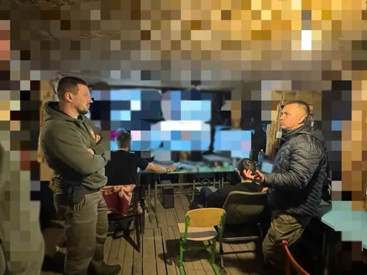 obsudili-oboronnuyu-situatsiyu-glava-khersonskoi-oga-provel-den-s-brigadoi-teroboroni