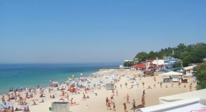keeper-tells-whether-there-will-be-a-beach-season-in-odesa-region-this-summer