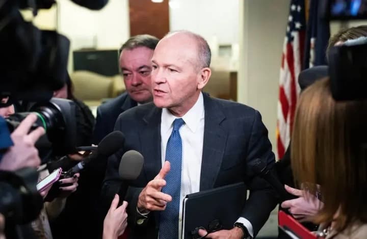 boeing-ceo-david-calhoun-leaves-the-company-due-to-problems-with-an-important-737-max-aircraft