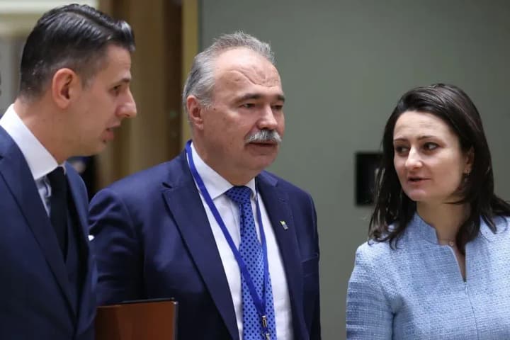 uhorshchyna-ne-vidnovyt-zaboronu-na-import-ukrainskoho-medu-popry-protesty-ministr