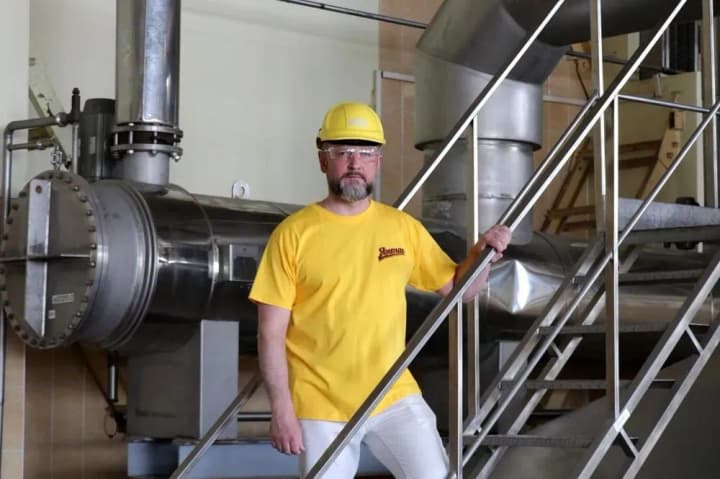 ot-yuriskonsulta-do-direktora-nikolaevskoi-pivovarni-neozhidannii-karernii-put-aleksandra-balakhnova-v-ab-inbev-efes-ukraine