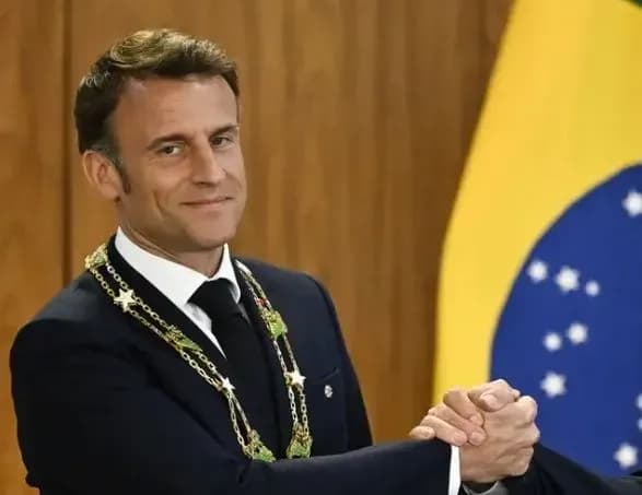 makron-zayavil-pri-kakikh-usloviyakh-putina-priglasyat-na-g20