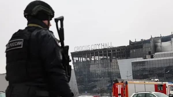 terroristi-napravlyalis-v-kiev-dlya-polucheniya-voznagrazhdeniya-v-rf-sdelali-ocherednoe-fantasticheskoe-zayavlenie-ob-atake-v-krokuse-i-ukrainskom-slede