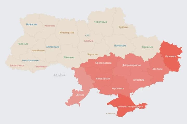 povitriani-syly-poperedzhaiut-pro-zahrozu-rakety-u-napriamku-mykolaivshchyny-ta-kirovohradshchyny