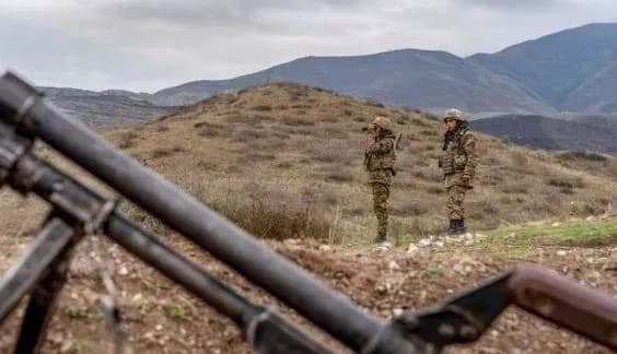 armenia-is-deploying-troops-to-the-border-with-azerbaijan-azerbaijani-defense-ministry