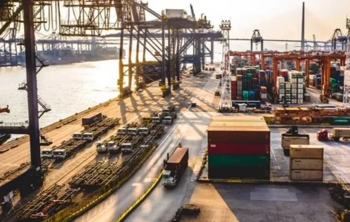 kytai-obitsiaie-importuvaty-bilshe-tovariv-i-posluh-z-frantsii